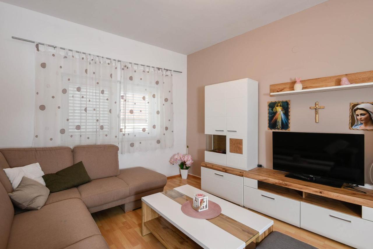 Apartments Karla 오레비츠 외부 사진
